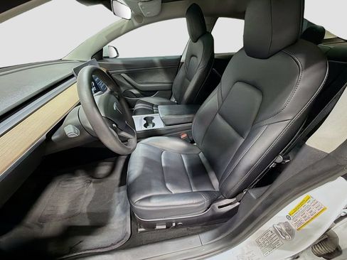 Used 2021 Tesla Model 3 Standard Range Plus RWD image 21