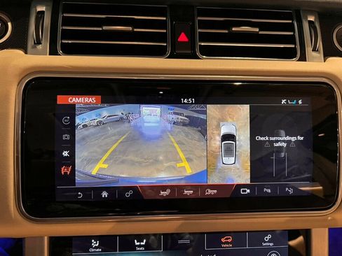 Used 2021 Land Rover Range Rover Autobiography AWD/4WD image 19