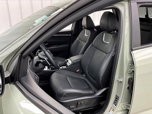 Certified 2024 Hyundai Santa Cruz Limited image 8