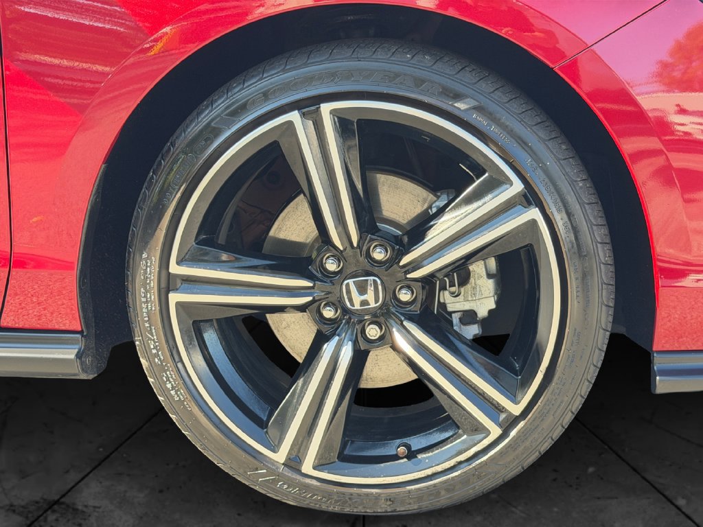 Used 2025 Honda Accord Sport image 27