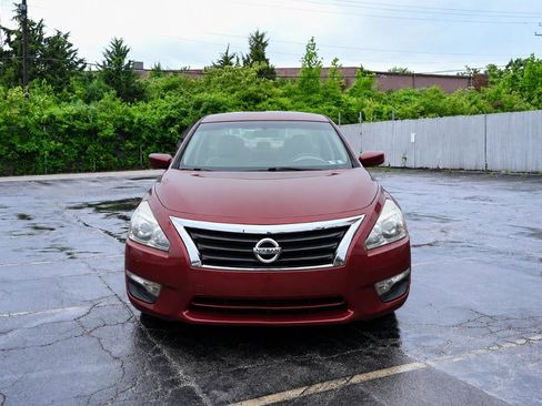 Used 2014 Nissan Altima 2.5 SV FWD image 3