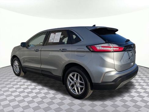 Used 2024 Ford Edge SEL image 5