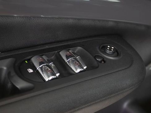 Used 2018 MINI Cooper Clubman S image 23