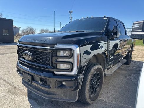 Used 2025 Ford F250 Lariat w/ Lariat Ultimate Package image 16