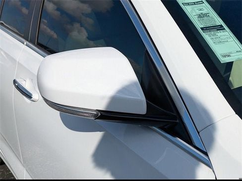 New 2026 Cadillac CT4 Luxury image 10