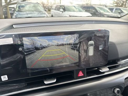 New 2026 Kia Carnival LX FWD image 7