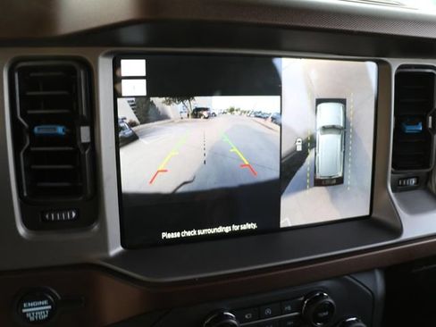 Used 2023 Ford Bronco Outer Banks AWD/4WD image 28