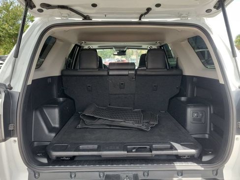Used 2024 Toyota 4Runner SR5 Premium w/ Moonroof Package RWD image 29