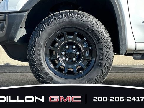 Used 2023 GMC Sierra 1500 AT4X w/ AT4X AEV Edition AWD/4WD image 29