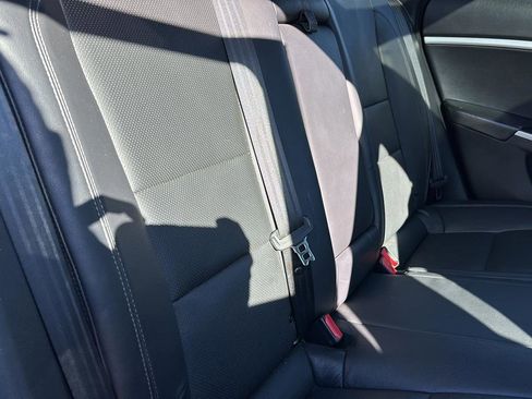 Used 2014 Hyundai Elantra GT w/ Option Group 03 image 42