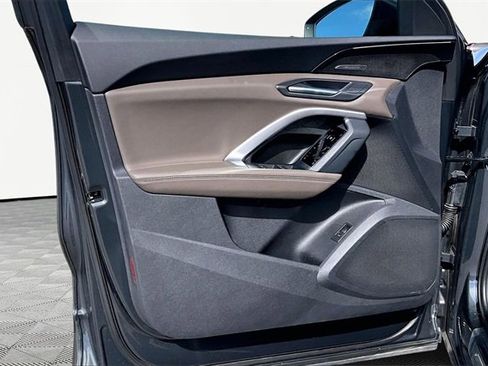 Used 2025 Audi Q5 Premium Plus w/ Premium Plus image 18