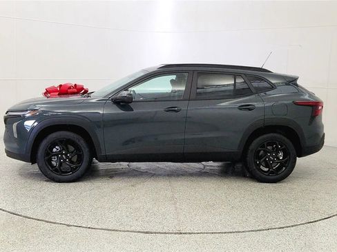 New 2026 Chevrolet Trax LT FWD image 4