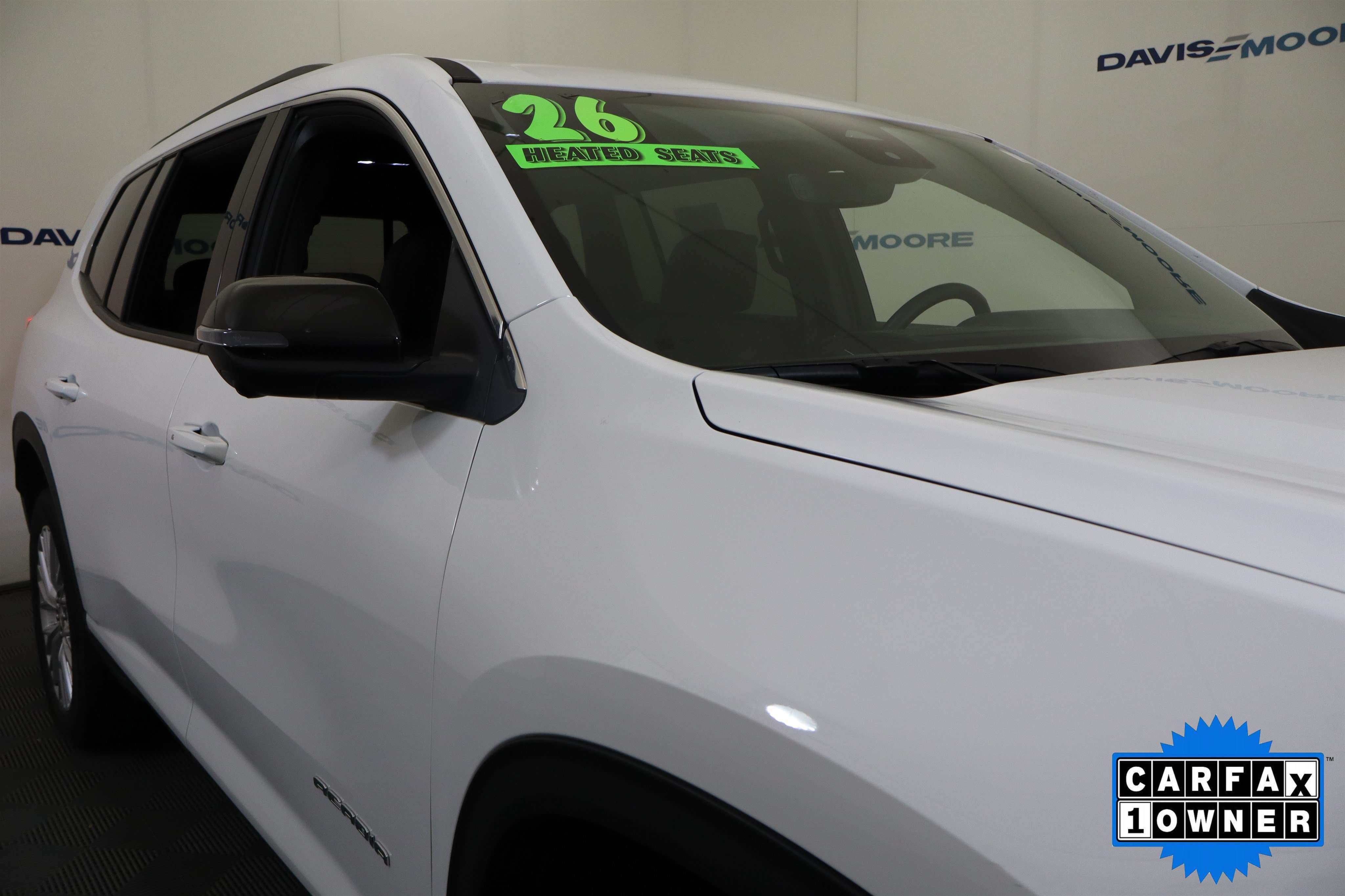 Used 2026 GMC Acadia Elevation w/ Elevation Premium Package FWD image 4