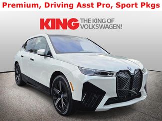Used 2023 BMW iX xDrive50 w/ Premium Package AWD/4WD video 1