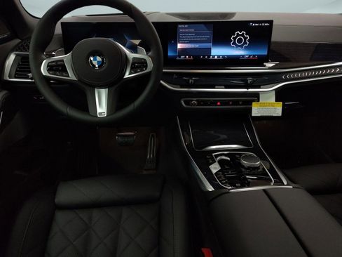 Used 2026 BMW X5 xDrive40i w/ M Sport Package AWD/4WD image 23