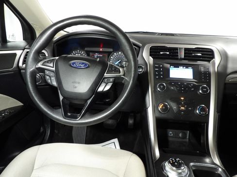Used 2020 Ford Fusion S FWD image 11