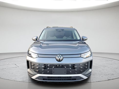 New 2025 Volkswagen Tiguan S AWD/4WD image 9