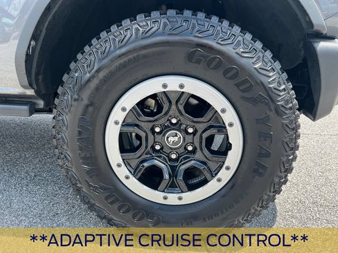 Certified 2024 Ford Bronco Outer Banks w/ Sasquatch Package AWD/4WD image 14