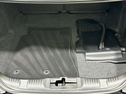 Used 2022 Ford Mustang Shelby GT500 w/ Technology Package image 36