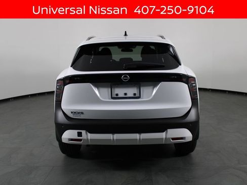 New 2026 Nissan Kicks SV FWD image 6