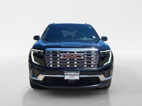 Used 2025 GMC Acadia Denali FWD image 8