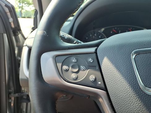 Used 2024 GMC Terrain AT4 AWD/4WD image 15