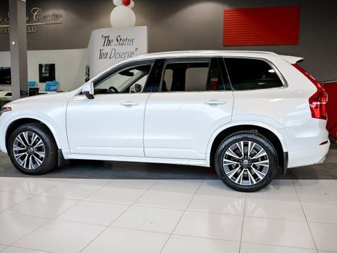 Used 2020 Volvo XC90 T5 Momentum w/ Protection Package Premier AWD/4WD image 8