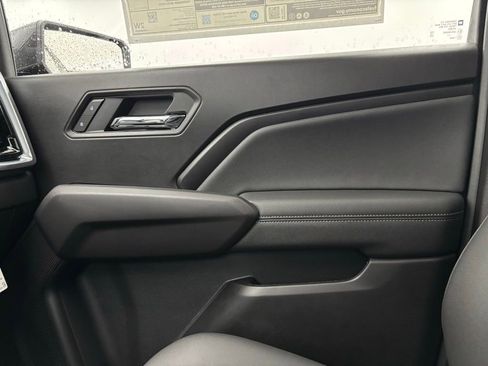 New 2026 GMC Canyon Elevation w/ Convenience Package image 38