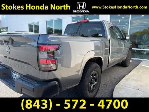 Used 2022 Nissan Frontier S RWD image 4