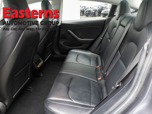 Used 2018 Tesla Model 3 Long Range RWD image 16