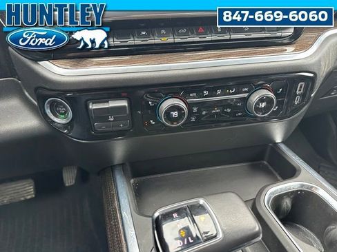 Used 2022 Chevrolet Silverado 1500 LT Trail Boss image 15