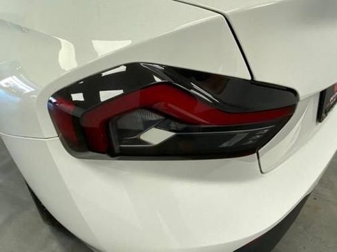 Used 2022 BMW 230i Coupe w/ Premium Package 2 RWD image 12