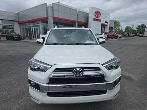 Used 2020 Toyota 4Runner Limited image 3