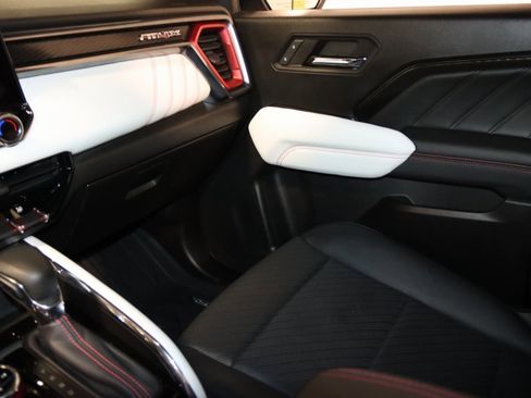 Used 2023 GMC Canyon AT4X image 58