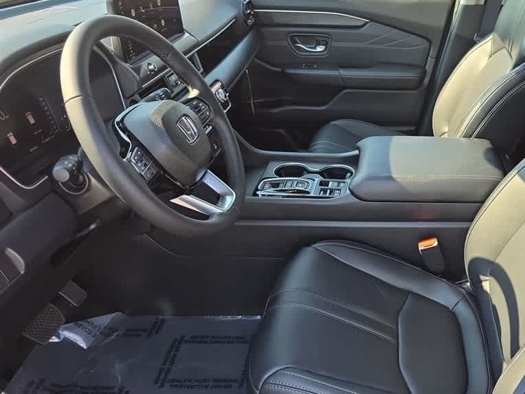 New 2026 Honda Pilot Touring image 9