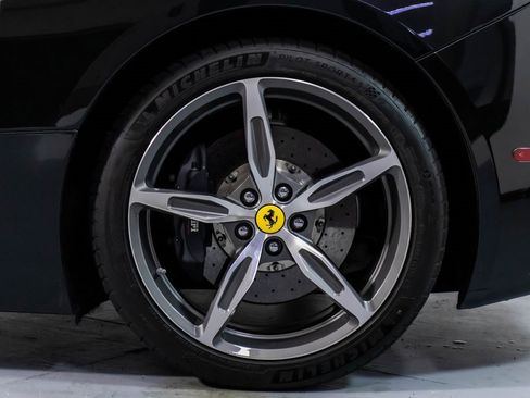 Used 2014 Ferrari California image 60