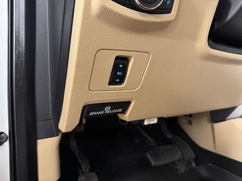 Used 2020 Ford F350 Lariat w/ Chrome Package image 21