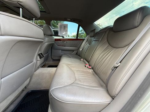 Used 2003 Lexus LS 430 RWD image 35