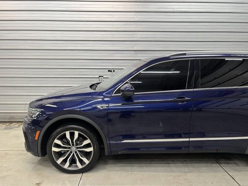 Used 2021 Volkswagen Tiguan SEL Premium R-Line image 3