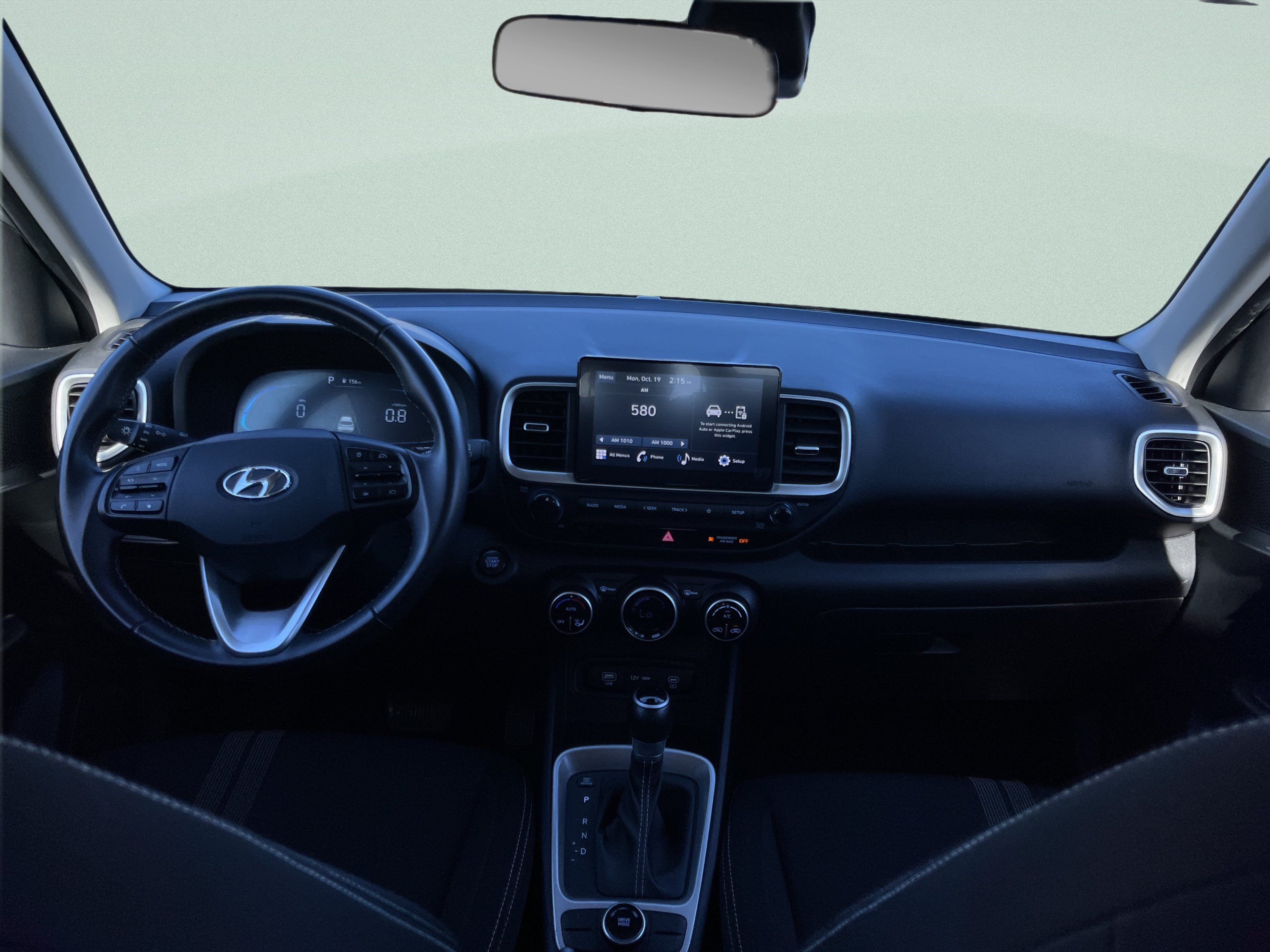 Used 2025 Hyundai Venue SEL FWD image 24