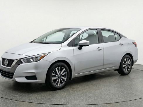 Used 2025 Nissan Versa SV FWD image 3