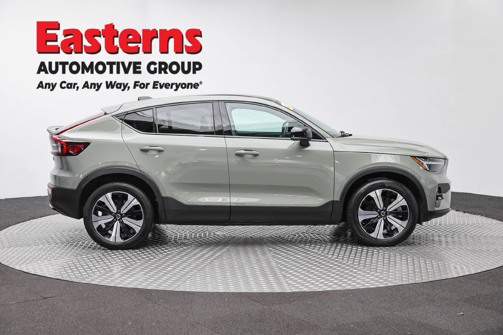 Used 2023 Volvo C40 P8 Recharge Plus w/ Climate Package AWD/4WD image 4