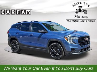 Used 2024 GMC Terrain SLE w/ Driver Convenience Package