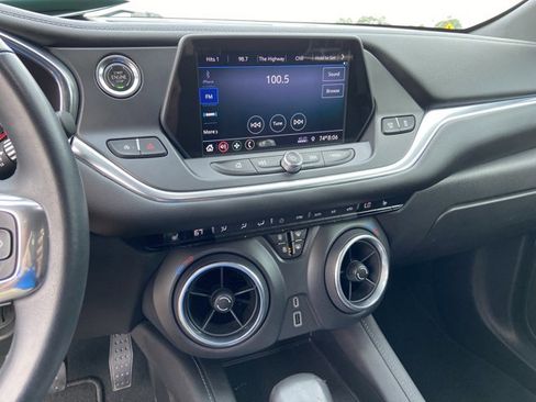 Used 2020 Chevrolet Blazer LT FWD image 23