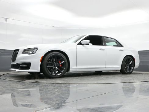Used 2023 Chrysler 300 C RWD image 50