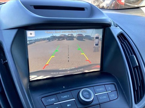 Used 2018 Ford Escape SEL image 25