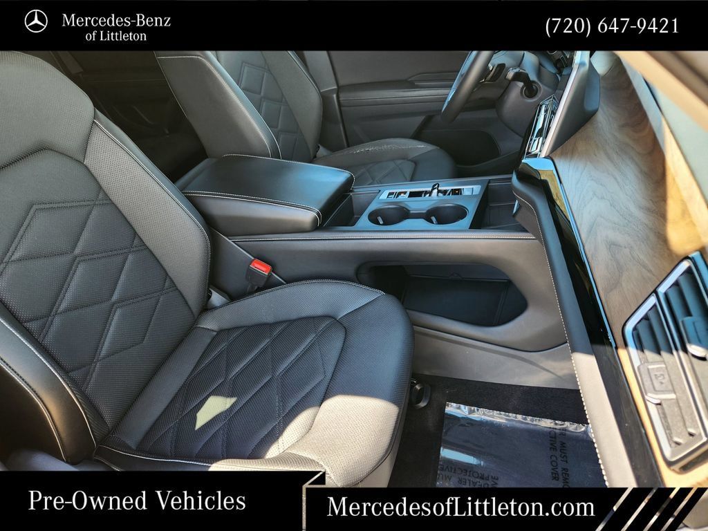 Used 2024 Volkswagen Atlas SE AWD/4WD image 13