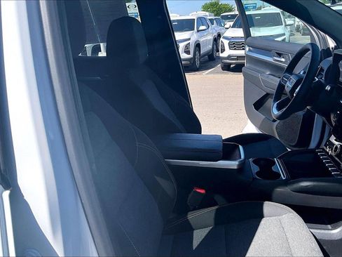 Used 2025 GMC Terrain Elevation AWD/4WD image 7