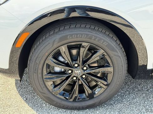 New 2026 Buick Envista Sport Touring FWD image 11