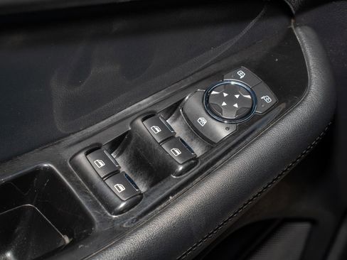 Used 2020 Ford Edge SEL w/ Convenience Package image 37